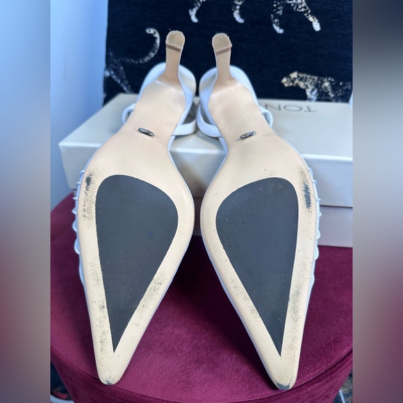 Like new Tony Bianco Sakai Slingback Pump in Dove Nappa leather pointed kitten - Picture 7 of 10